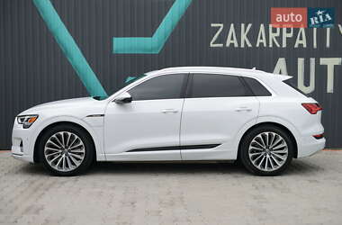 Позашляховик / Кросовер Audi e-tron 2019 в 