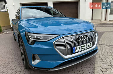 Внедорожник / Кроссовер Audi e-tron 2019 в 