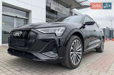 Позашляховик / Кросовер Audi e-tron 2020 в 