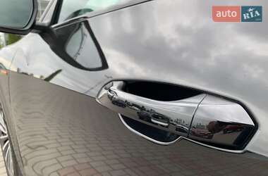 Позашляховик / Кросовер Audi e-tron 2020 в 