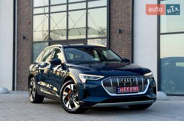 Внедорожник / Кроссовер Audi e-tron 2021 в 
