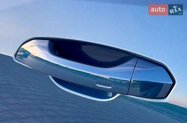 Внедорожник / Кроссовер Audi e-tron 2021 в 