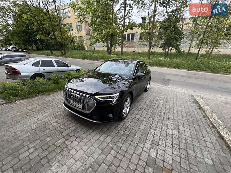 Внедорожник / Кроссовер Audi e-tron 2019 в Львове