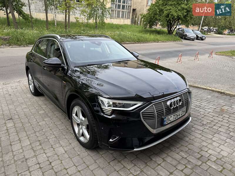 Внедорожник / Кроссовер Audi e-tron 2019 в Львове