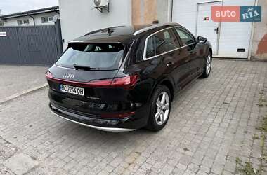 Внедорожник / Кроссовер Audi e-tron 2019 в 