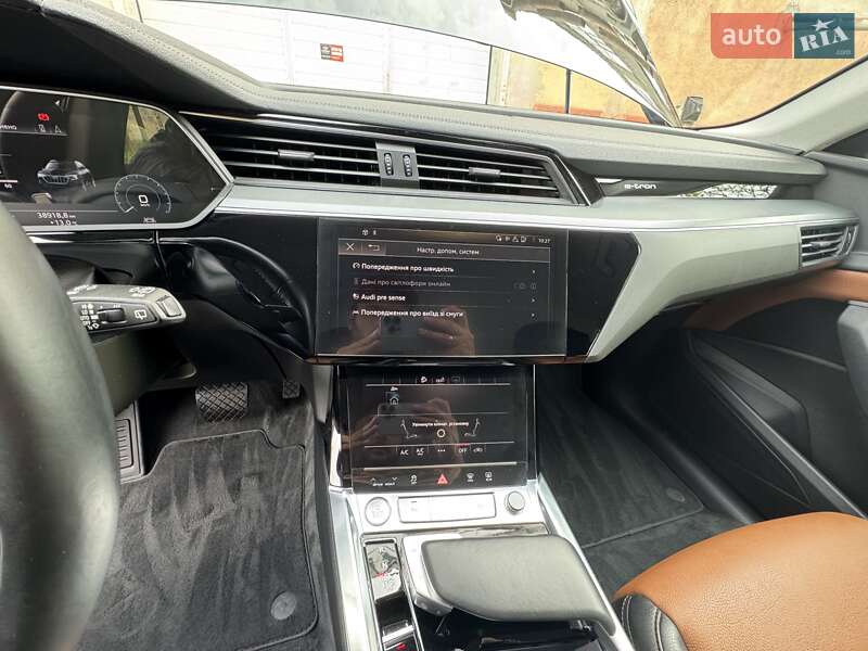 Внедорожник / Кроссовер Audi e-tron 2019 в Львове