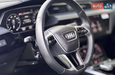 Внедорожник / Кроссовер Audi e-tron 2019 в 