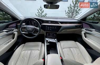 Внедорожник / Кроссовер Audi e-tron 2019 в 