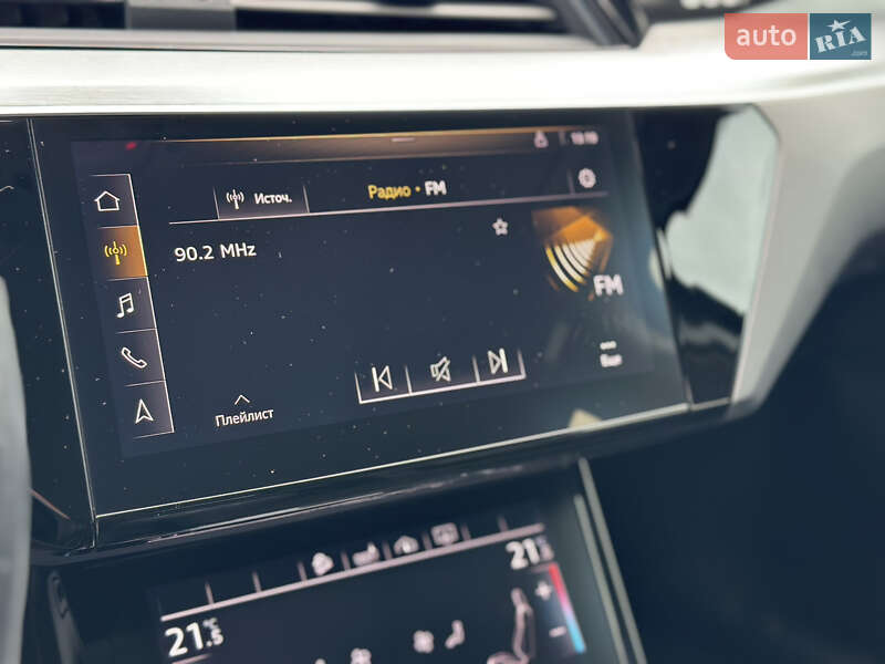 Внедорожник / Кроссовер Audi e-tron 2019 в Одессе