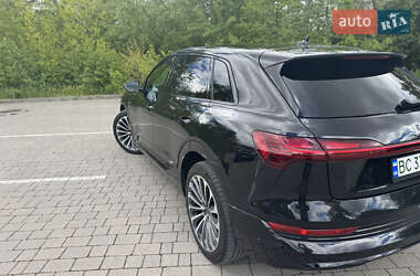 Внедорожник / Кроссовер Audi e-tron 2020 в 