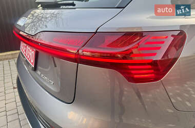 Внедорожник / Кроссовер Audi e-tron 2020 в 