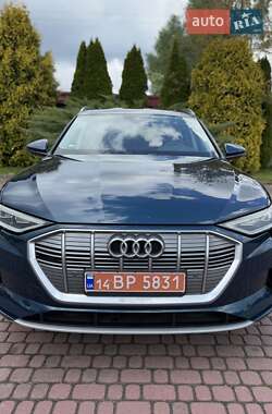 Внедорожник / Кроссовер Audi e-tron 2020 в 