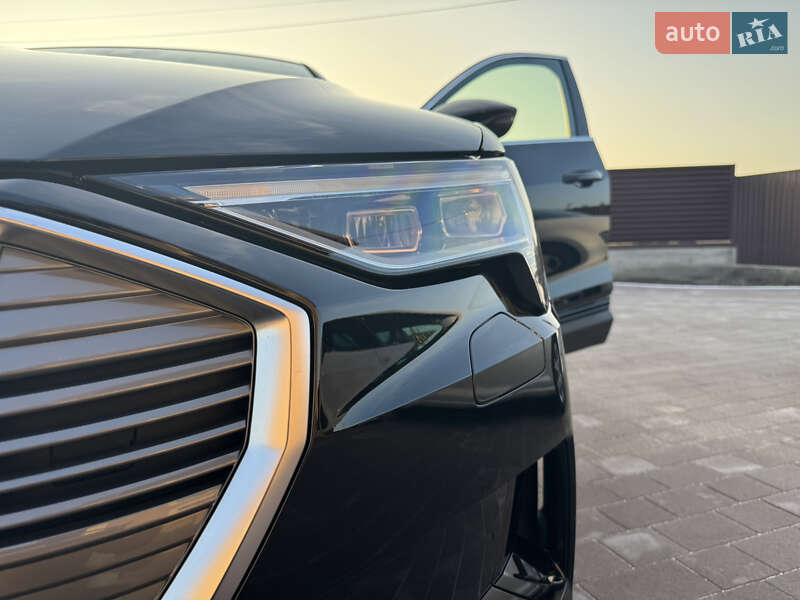 Позашляховик / Кросовер Audi e-tron 2020 в Львові