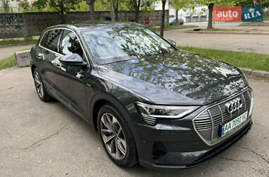 Позашляховик / Кросовер Audi e-tron 2021 в Києві