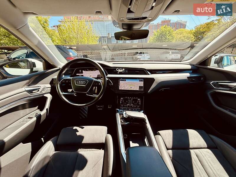 Внедорожник / Кроссовер Audi e-tron 2021 в Одессе