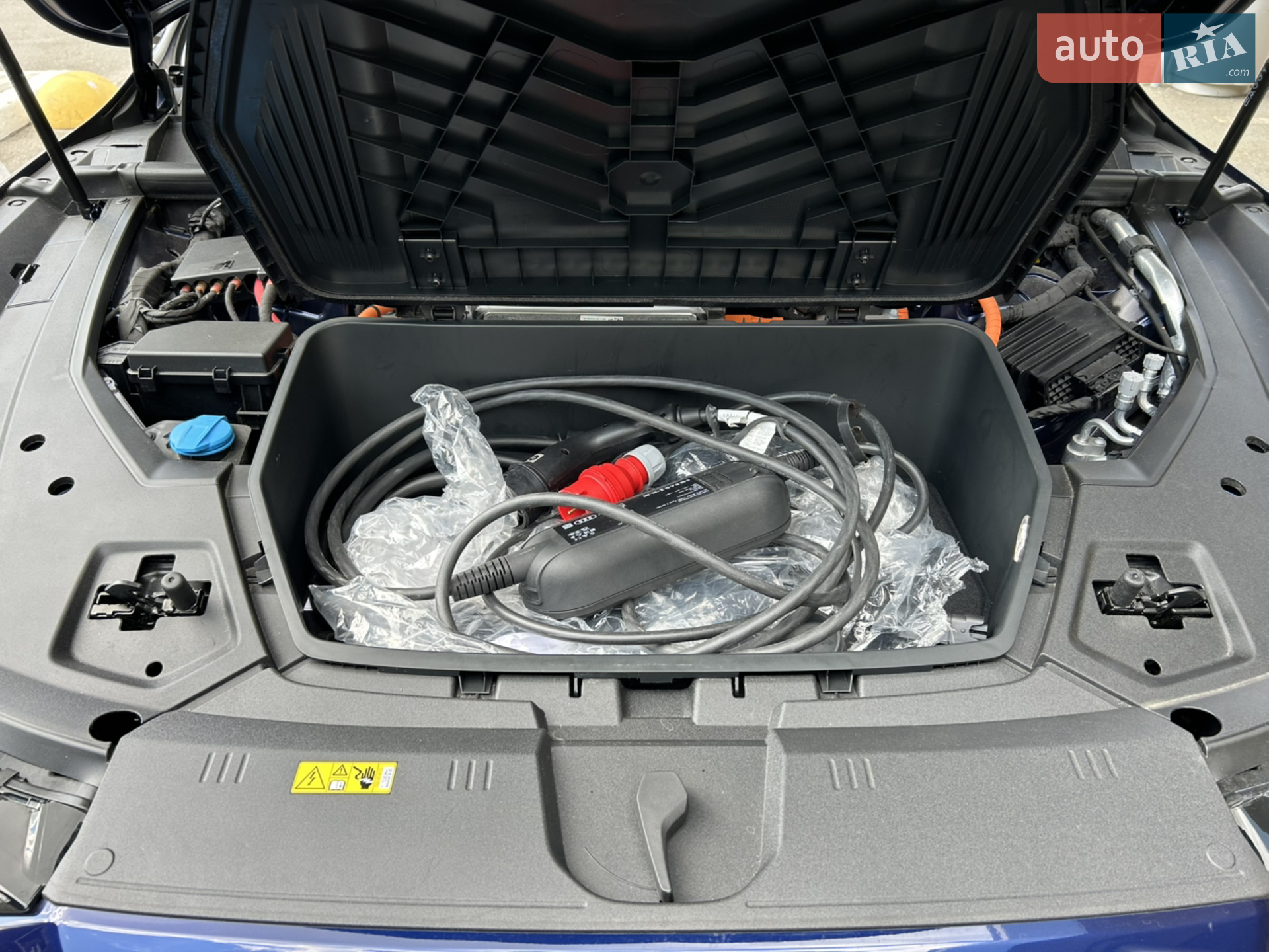 2022 Audi e-tron - мініатюра 13
