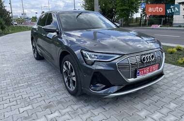 Внедорожник / Кроссовер Audi e-tron 2021 в Киеве