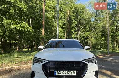 Внедорожник / Кроссовер Audi e-tron 2022 в Харькове