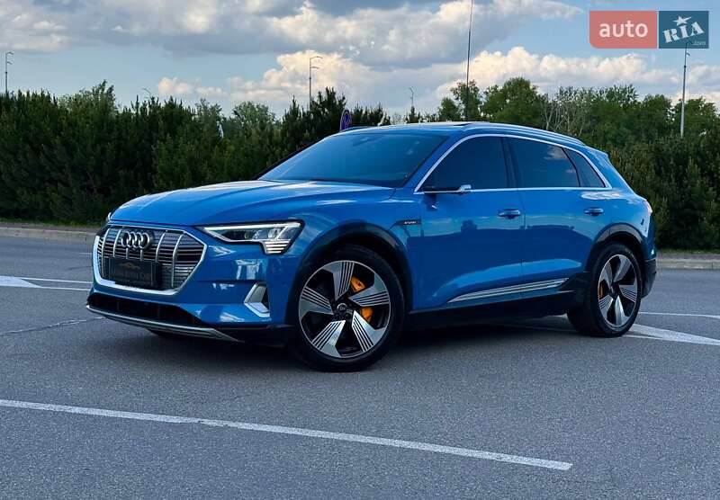 Внедорожник / Кроссовер Audi e-tron 2019 в Киеве фото 5 Внедорожник / Кроссовер Audi e-tron 2019 в Киеве