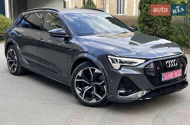 Позашляховик / Кросовер Audi e-tron 2021 в Чернівцях
