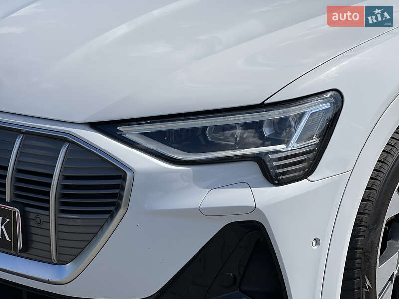 Внедорожник / Кроссовер Audi e-tron 2021 в Виннице