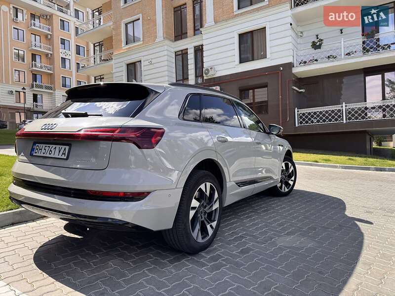 Внедорожник / Кроссовер Audi e-tron 2021 в Одессе