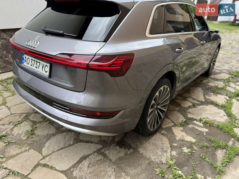 Внедорожник / Кроссовер Audi e-tron 2019 в Тячеве