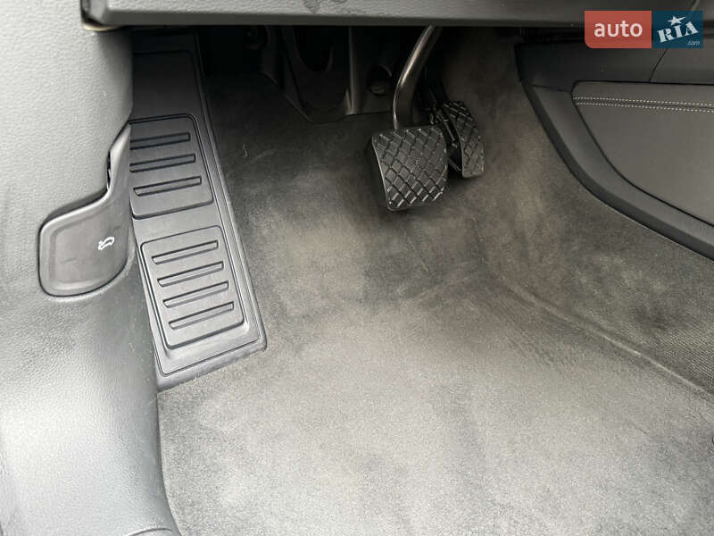 Внедорожник / Кроссовер Audi e-tron 2019 в Тячеве