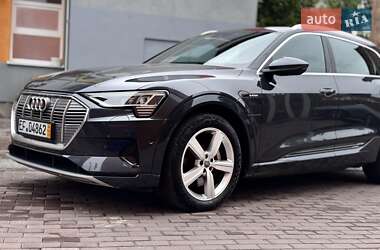 Внедорожник / Кроссовер Audi e-tron 2019 в Казатине