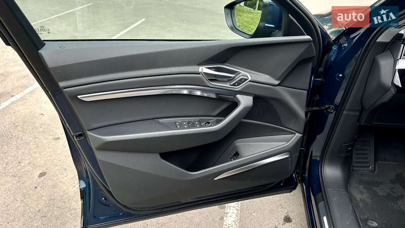 Внедорожник / Кроссовер Audi e-tron 2019 в Черновцах