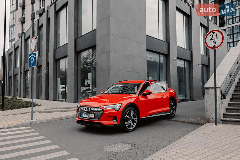 Внедорожник / Кроссовер Audi e-tron 2021 в Львове