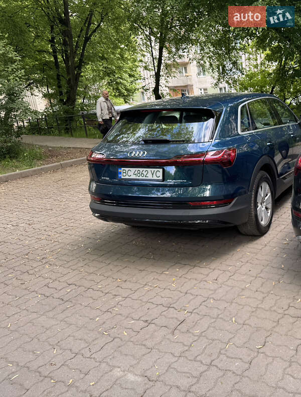 Внедорожник / Кроссовер Audi e-tron 2019 в Львове