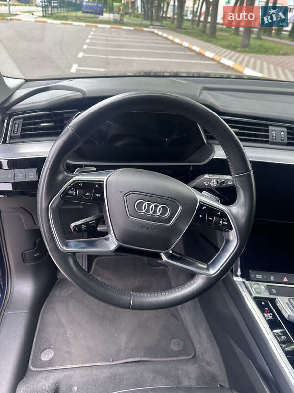 Внедорожник / Кроссовер Audi e-tron 2020 в Киеве