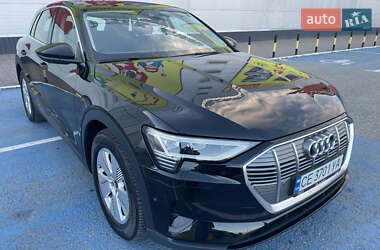 Внедорожник / Кроссовер Audi e-tron 2022 в 