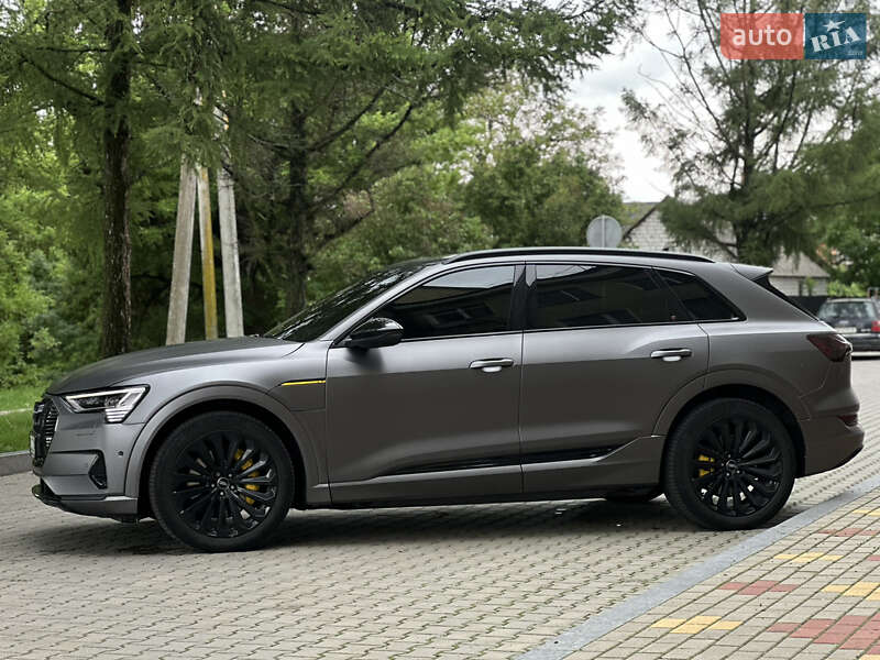 Внедорожник / Кроссовер Audi e-tron 2019 в Звягеле