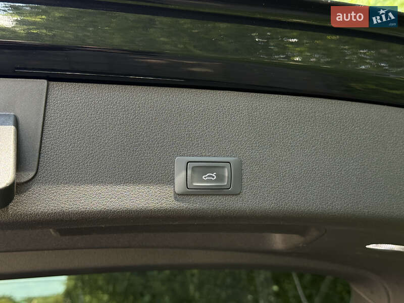 Внедорожник / Кроссовер Audi e-tron 2019 в Дрогобыче фото 47 Внедорожник / Кроссовер Audi e-tron 2019 в Дрогобыче