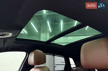 Внедорожник / Кроссовер Audi e-tron 2021 в 