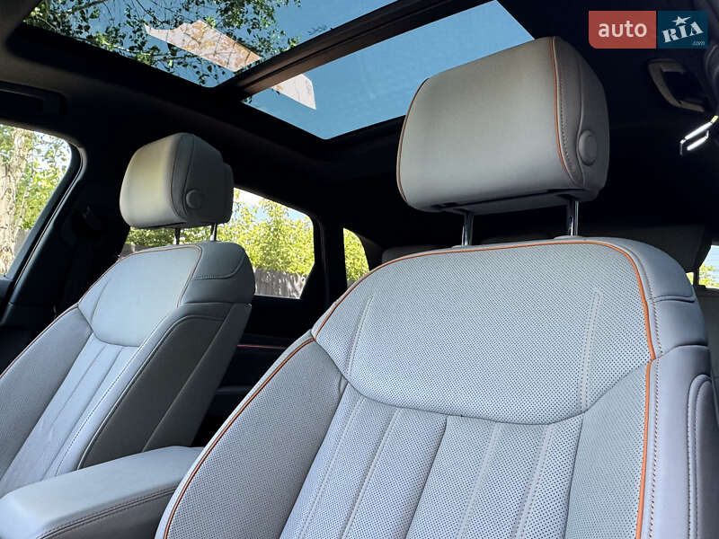 Внедорожник / Кроссовер Audi e-tron 2021 в Киеве фото 65 Внедорожник / Кроссовер Audi e-tron 2021 в Киеве