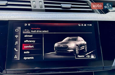 Внедорожник / Кроссовер Audi e-tron 2021 в 