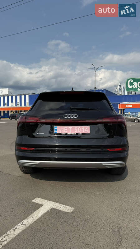 Внедорожник / Кроссовер Audi e-tron 2019 в Луцке