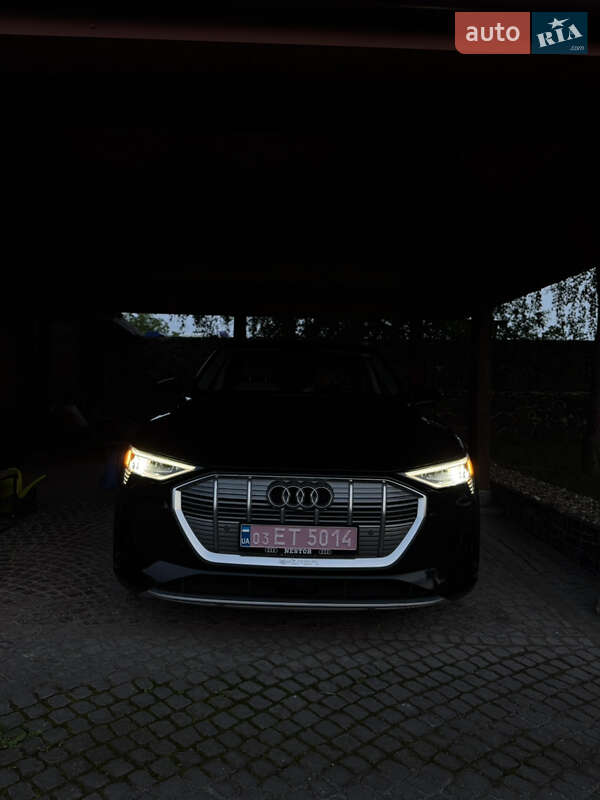 Внедорожник / Кроссовер Audi e-tron 2019 в Луцке