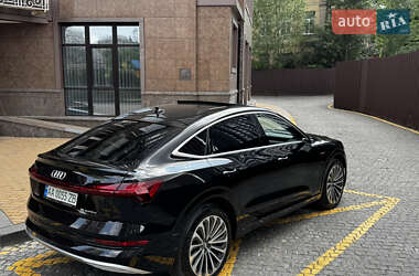 Внедорожник / Кроссовер Audi e-tron 2020 в 