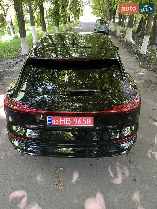 Внедорожник / Кроссовер Audi e-tron 2020 в Виннице