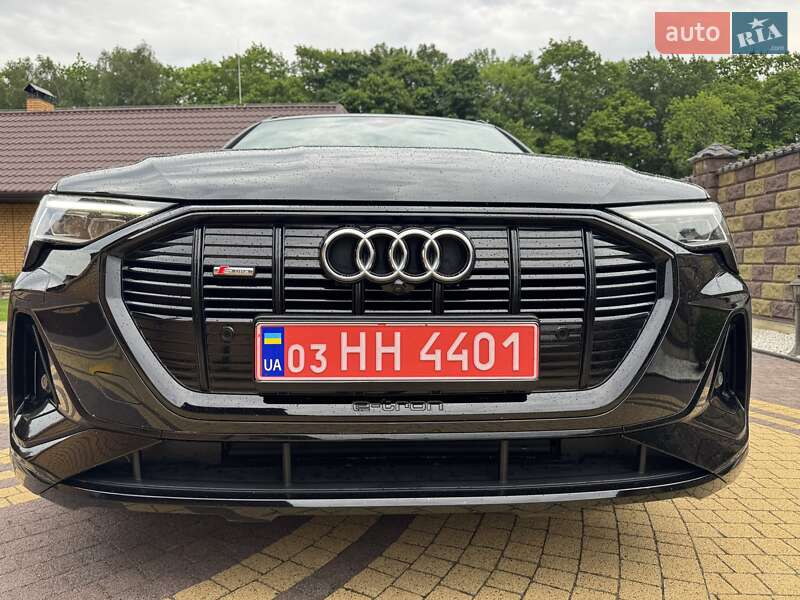 Внедорожник / Кроссовер Audi e-tron 2022 в Луцке