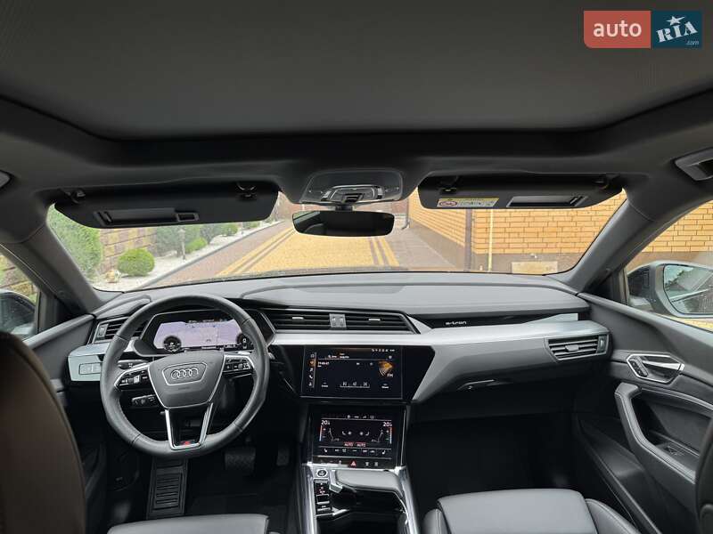 Внедорожник / Кроссовер Audi e-tron 2022 в Луцке