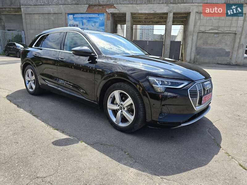 Внедорожник / Кроссовер Audi e-tron 2020 в Виннице
