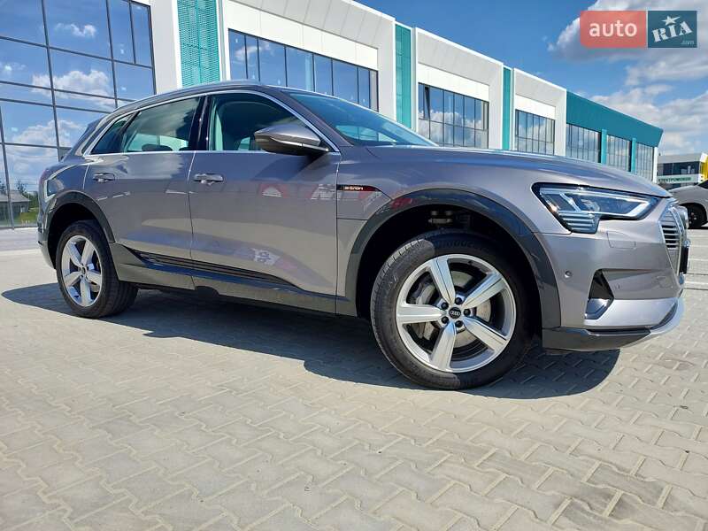 Внедорожник / Кроссовер Audi e-tron 2021 в Львове