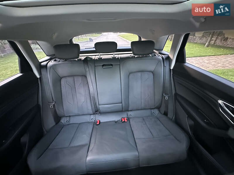 Внедорожник / Кроссовер Audi e-tron 2022 в Киеве