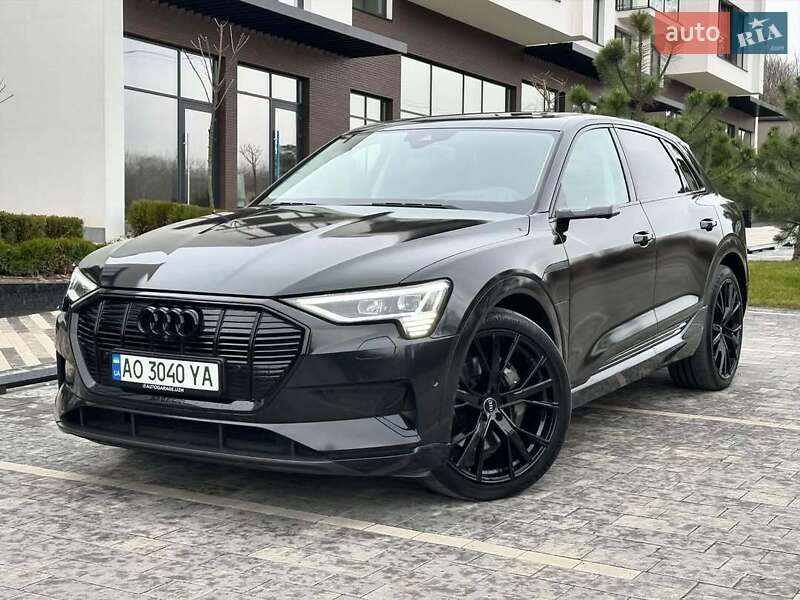 Позашляховик / Кросовер Audi e-tron 2019 в Ужгороді