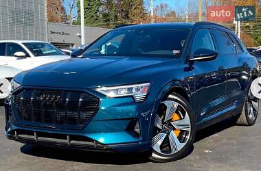Внедорожник / Кроссовер Audi e-tron 2019 в 